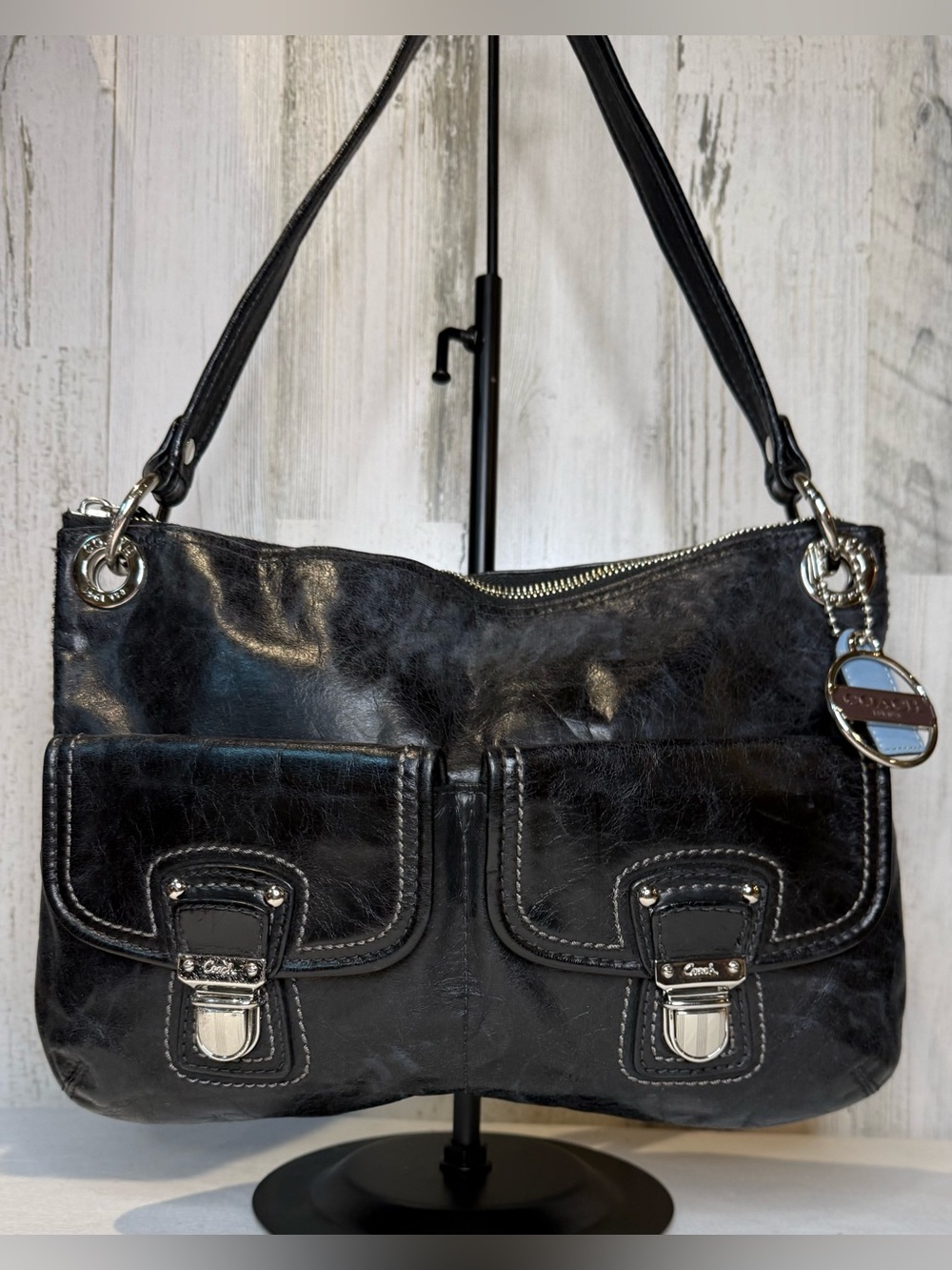 Coach Poppy Swing Hobo Bag Distressed Leather with 2 Front Pockets 2011 18996